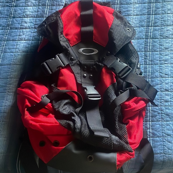 Oakley icon 1.0